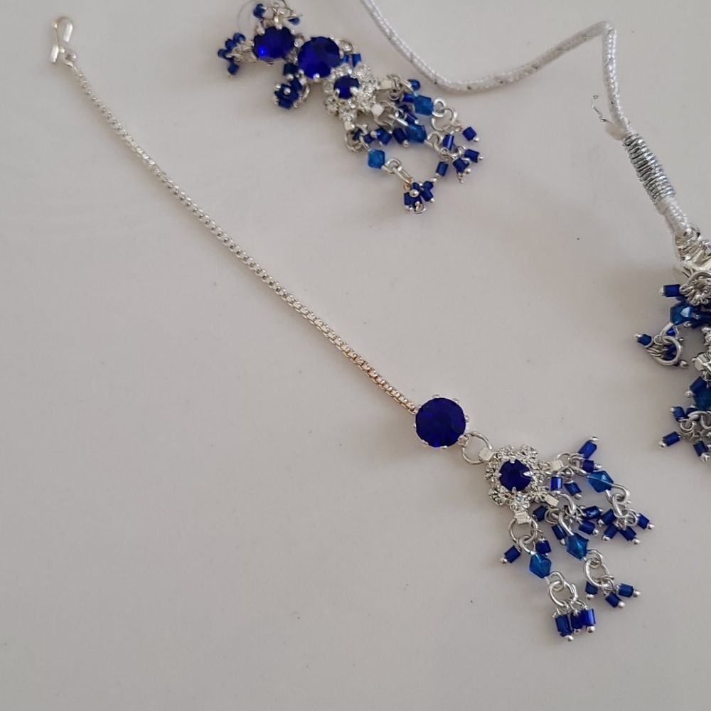 Necklace Set NIB - Picture 4 of 9